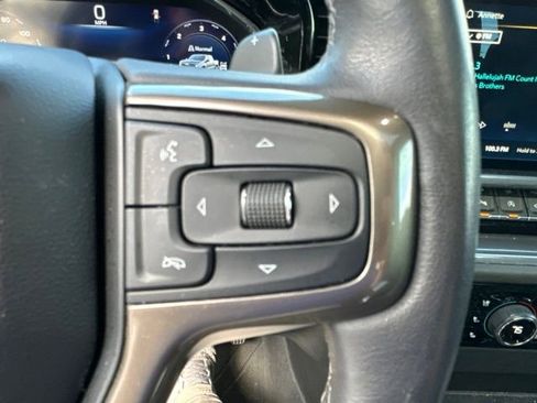 Used 2023 Chevrolet Silverado 1500 High Country w/ Technology Package AWD/4WD image 24