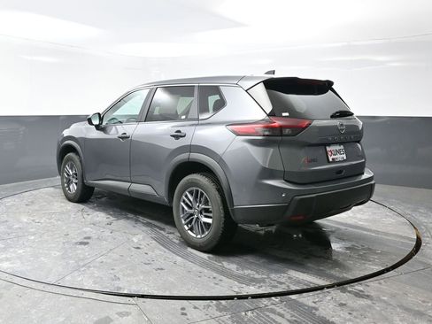 Used 2024 Nissan Rogue S image 12