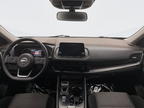 Used 2023 Nissan Rogue SV AWD/4WD image 14