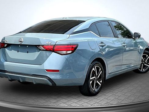 Used 2024 Nissan Sentra SV FWD image 6