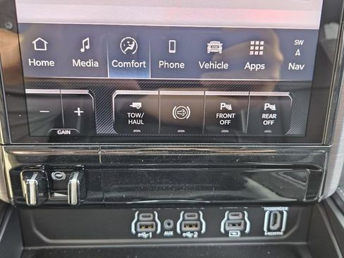 Used 2025 RAM 2500 Rebel w/ Rebel Level 2 Equipment Group AWD/4WD image 19