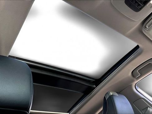 Used 2024 Toyota Camry XSE image 27