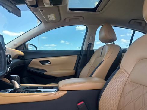 Used 2024 Nissan Sentra SV w/ SV Premium Package FWD image 33