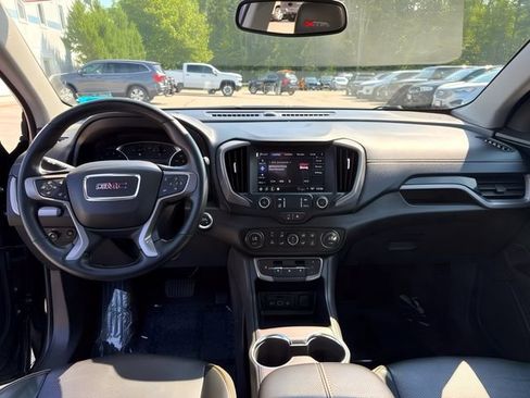 Used 2024 GMC Terrain AT4 AWD/4WD image 21