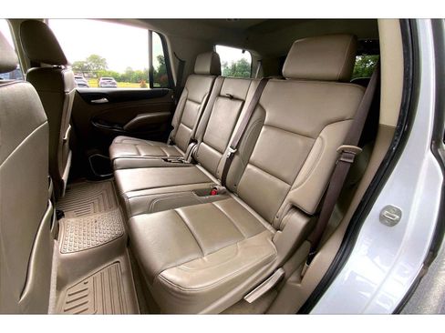 Used 2020 GMC Yukon SLT w/ Open Road Package AWD/4WD image 25