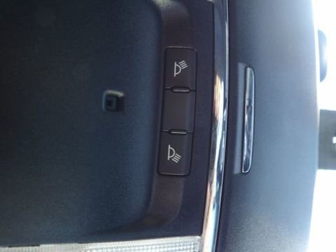Used 2020 Jeep Grand Cherokee Laredo AWD/4WD image 28