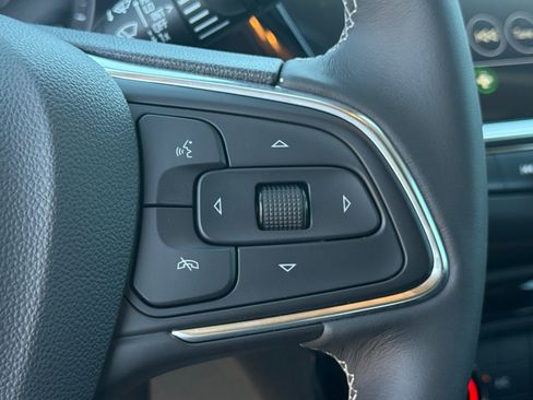 Used 2023 Buick Encore GX Preferred w/ Cold Weather Comfort Package FWD image 15
