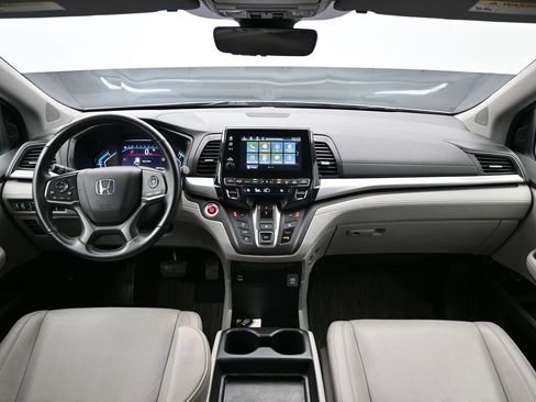 Used 2024 Honda Odyssey EX-L image 10