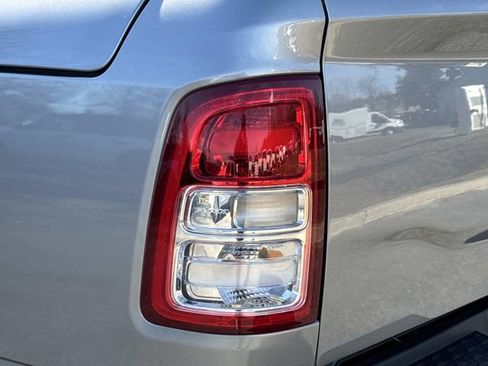 Used 2022 RAM 2500 Tradesman w/ Chrome Appearance Group image 9