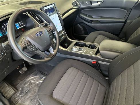 Used 2024 Ford Edge SE AWD/4WD image 9