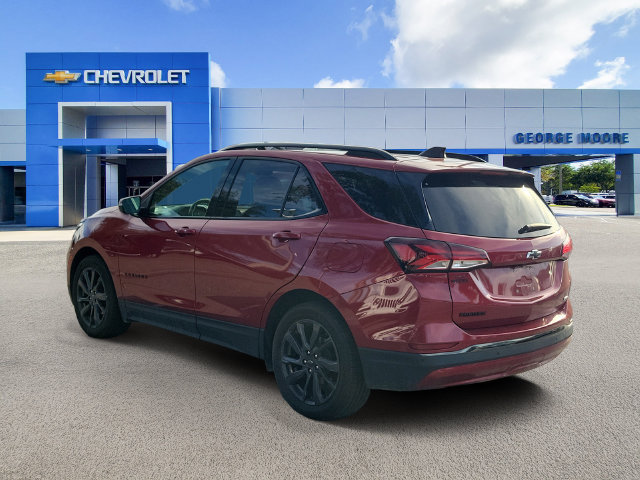 Used 2022 Chevrolet Equinox RS w/ RS Leather Package FWD image 3