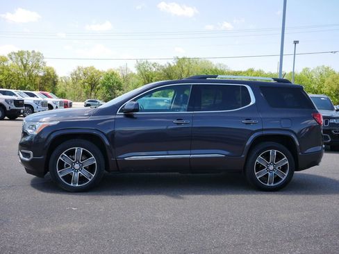 Used 2017 GMC Acadia Denali w/ Technology Package AWD/4WD image 6