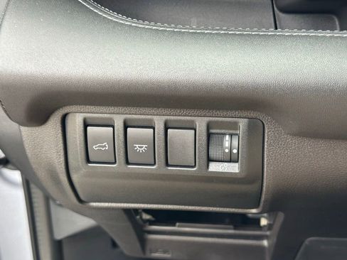 Used 2023 Subaru Ascent Touring AWD/4WD image 33