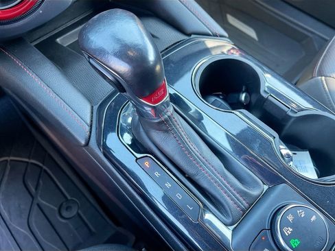 Used 2021 Chevrolet Blazer RS w/ Enhanced Convenience Package image 17