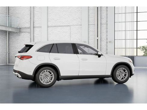 New 2026 Mercedes-Benz GLC 300 4MATIC image 18