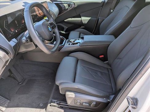 Used 2025 BMW X3 xDrive30i w/ Convenience Package AWD/4WD image 16