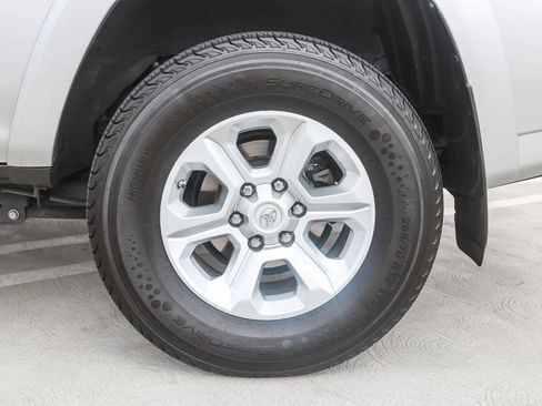 Used 2020 Toyota 4Runner SR5 image 12