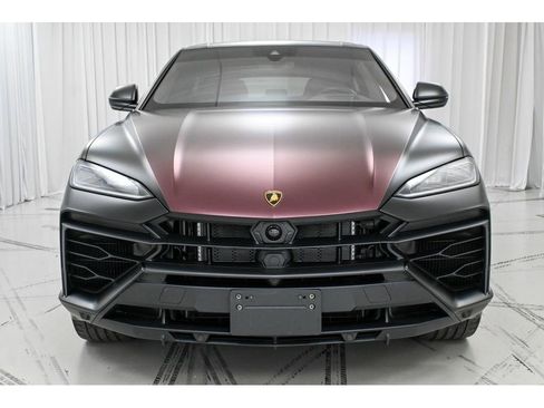 Used 2025 Lamborghini Urus SE image 4