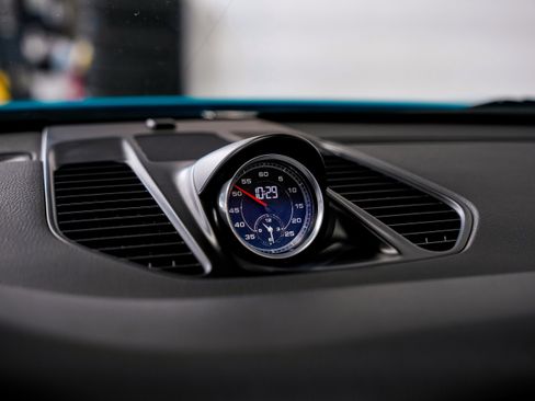 Used 2018 Porsche 911 Carrera 4S image 12