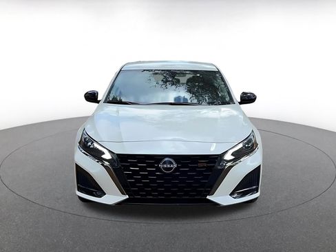 Used 2025 Nissan Altima 2.5 SR image 4