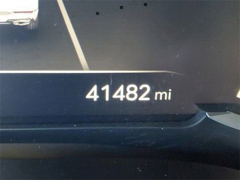 Used 2024 Genesis GV80 3.5T AWD/4WD image 24