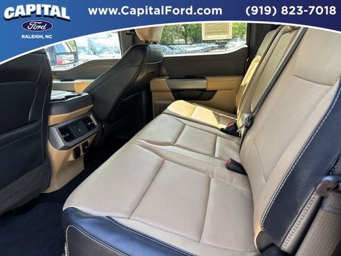 Certified 2024 Ford F250 Lariat w/ Lariat Ultimate Package AWD/4WD image 18