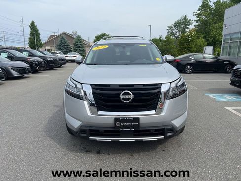 Certified 2023 Nissan Pathfinder SL w/ SL Premium Package AWD/4WD image 2