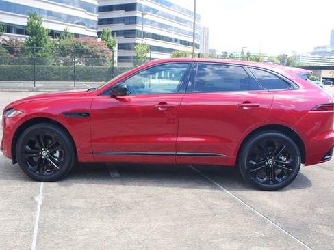 New 2025 Jaguar F-PACE R-Dynamic S image 6