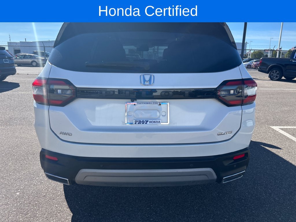 Used 2023 Honda Pilot Elite image 7