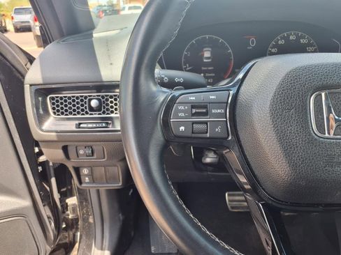 Used 2023 Honda Civic Sport image 10