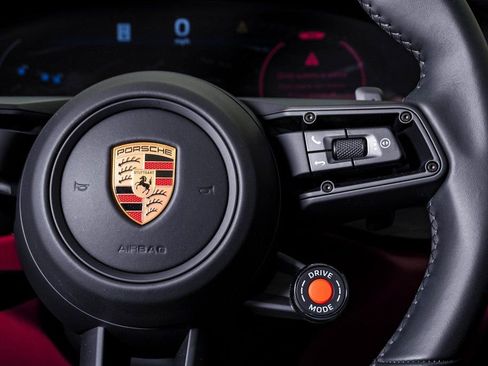 Certified 2025 Porsche 911 Targa 4 GTS image 21