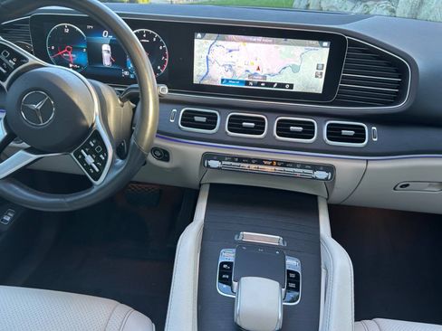 Used 2020 Mercedes-Benz GLE 350 4MATIC w/ Premium Package image 42