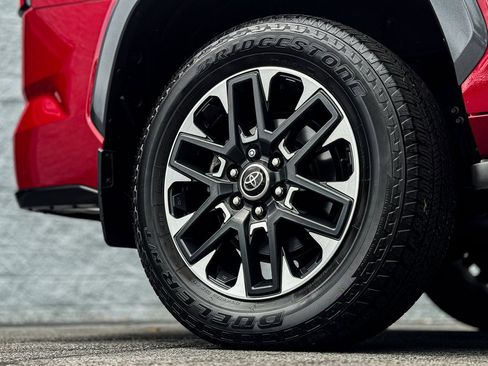 Used 2023 Toyota Sequoia Limited image 19