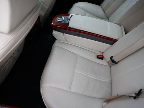 Used 2008 BMW ALPINA B7 image 12