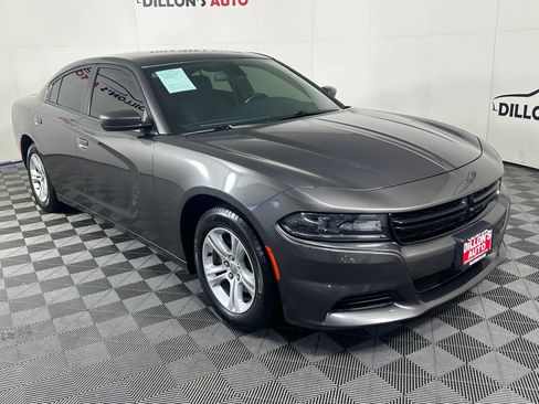 Used 2020 Dodge Charger SXT RWD image 9