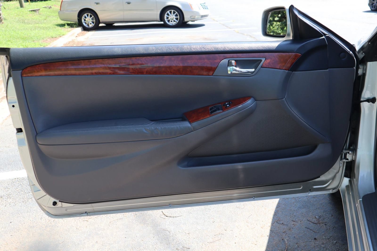 Used 2006 Toyota Solara SLE FWD image 8