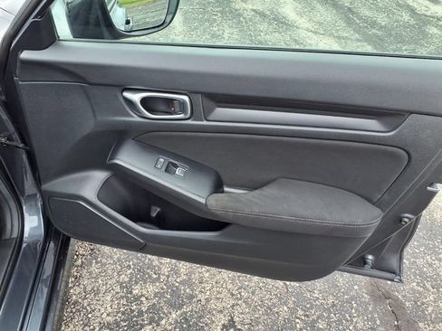 Used 2025 Honda Civic Sport image 42