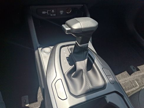 New 2026 Kia K4 FWD image 10
