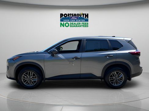 Used 2026 Nissan Rogue S AWD/4WD image 2