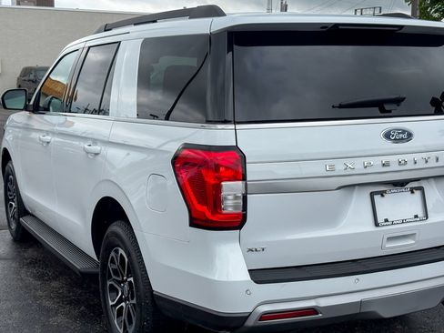 Used 2024 Ford Expedition XLT AWD/4WD image 14