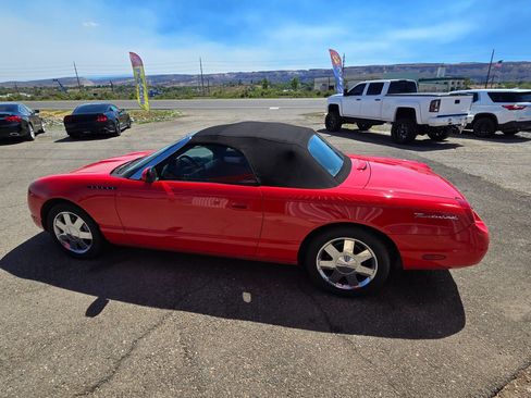 Used 2002 Ford Thunderbird RWD image 4