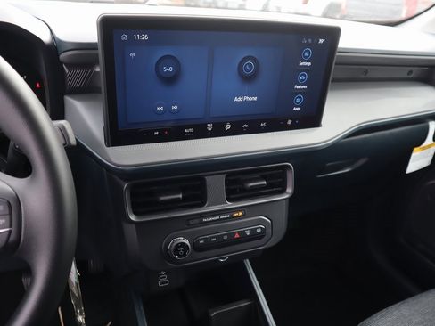 New 2026 Ford Maverick XL image 5