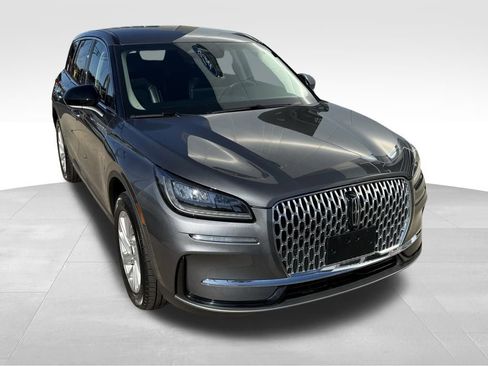 Used 2024 Lincoln Corsair AWD image 2