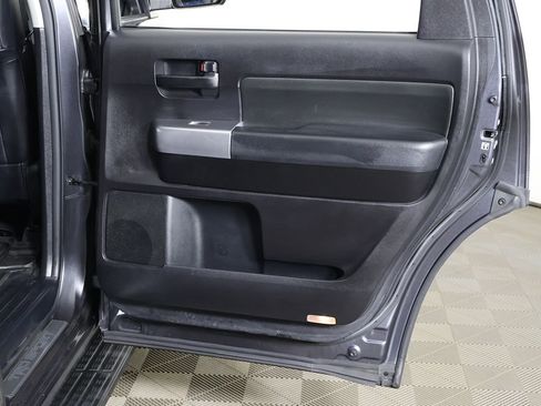 Used 2018 Toyota Sequoia TRD Sport AWD/4WD image 28