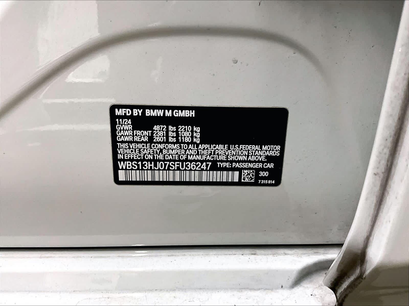 Used 2025 BMW M3 w/ M Carbon Exterior Package RWD image 33