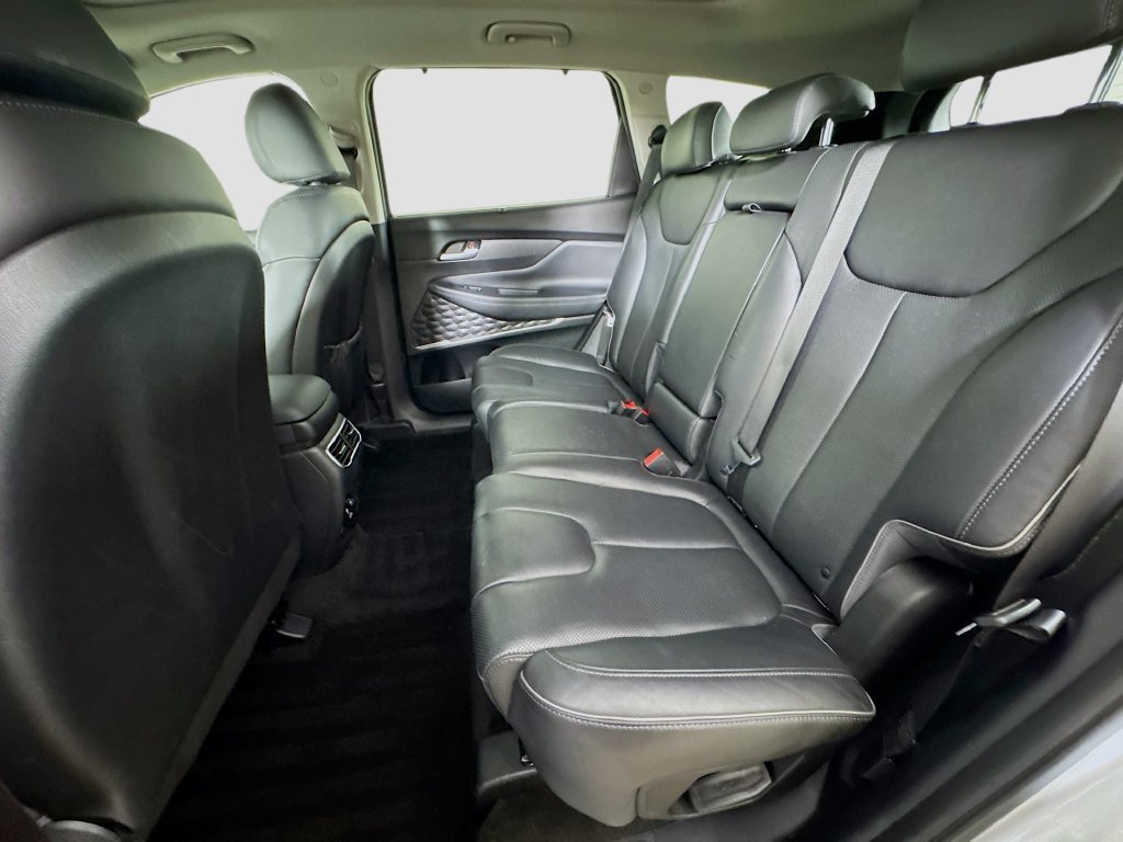 Used 2021 Hyundai Santa Fe Limited AWD/4WD image 27