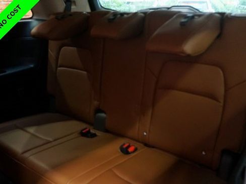 Used 2022 Nissan Pathfinder Platinum w/ Cargo Package image 41