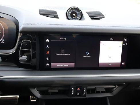 Certified 2024 Porsche Cayenne Turbo GT image 27