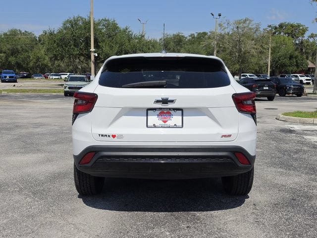 Used 2024 Chevrolet Trax RS w/ Driver Confidence Package FWD image 5