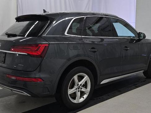 Used 2021 Audi Q5 2.0T Premium w/ Convenience Package image 4